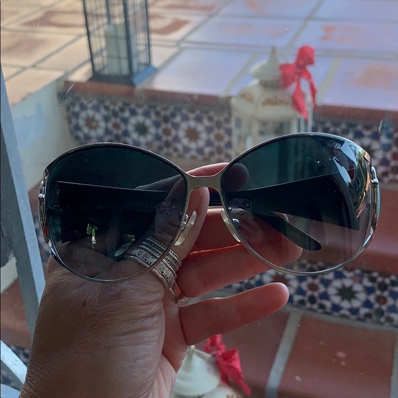 Sunglasses - Picture 9 of 15